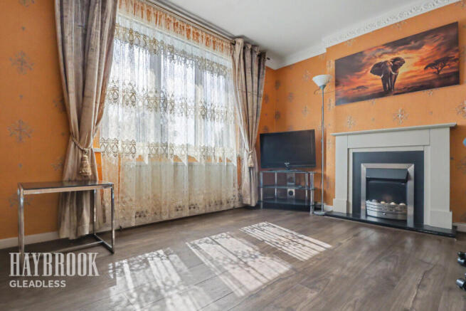 1 bed Flat for sale Image 6