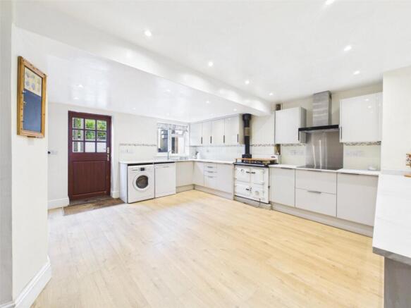 Kitchen/Dining Room