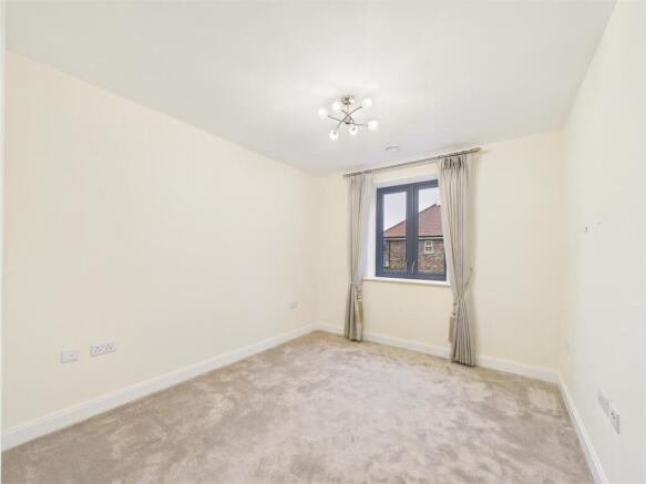 2 bed Retirement Property for sale Image 11