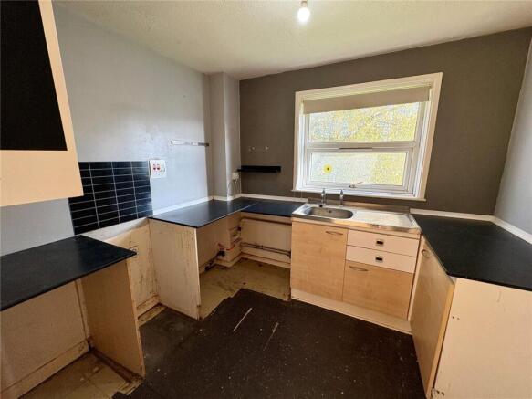 14, Charles Avenue, Chichester, West Sussex, PO19 photo 4