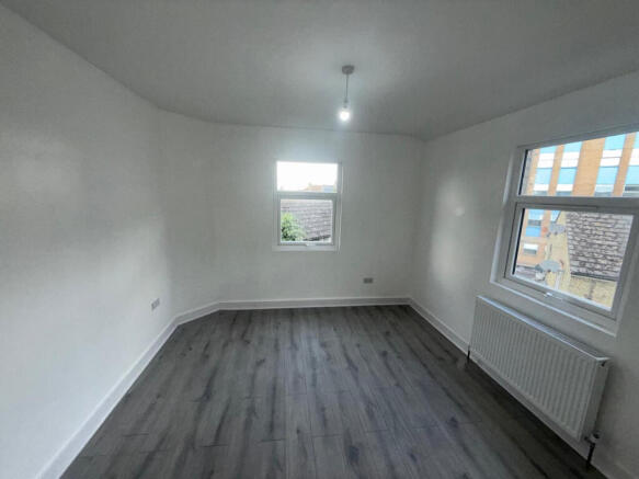 Station Road, Essex, CO15 photo 5