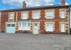 2 Castle Bank, Castle Road, Knighton LD7 1BA