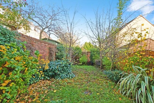 4 bed End of Terrace for sale Image 6