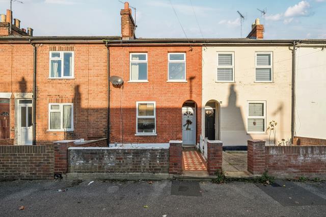 2-bed terraced on Great Knollys Street, Reading, £350,000