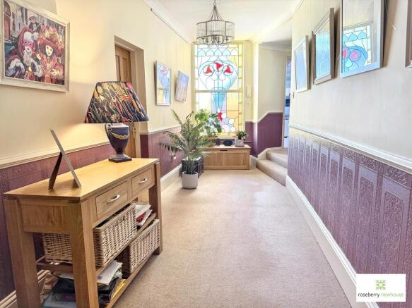 2 bed Apartment for sale Image 10
