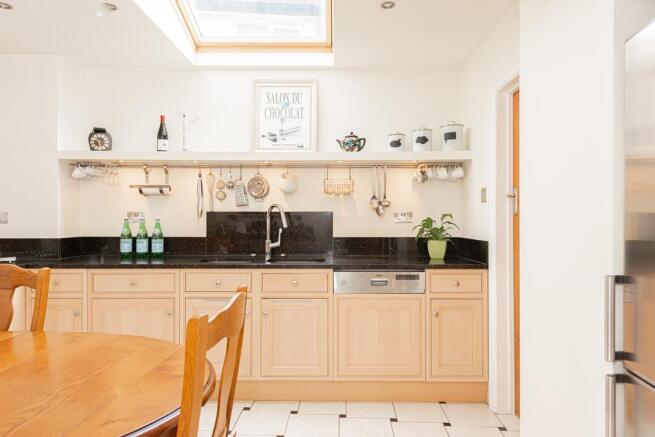 (Rightmove) 17.jpg