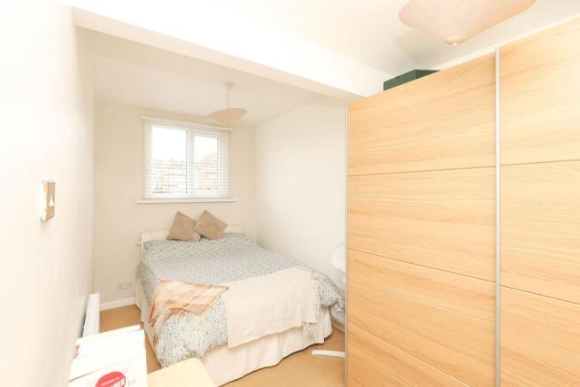 3 bed Semi-Detached for sale Image 10