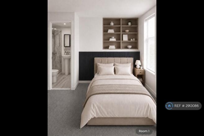 Room 1 - Large Ensuite