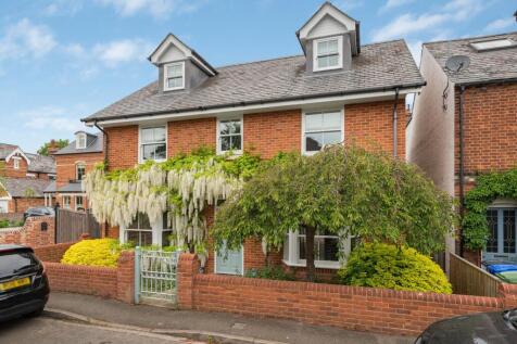 Beaumont Rise, Marlow, Buckinghamshire, SL7