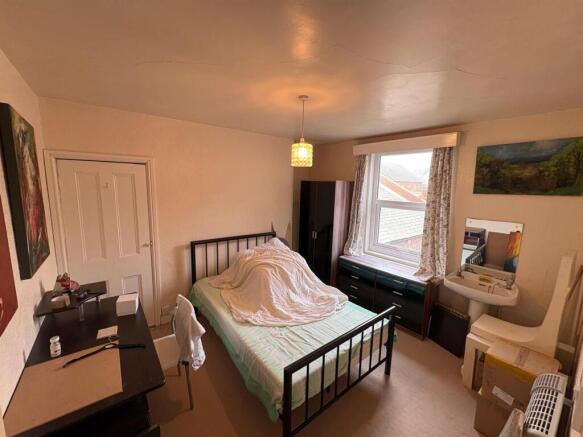5 bed Terraced for sale Image 7