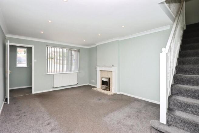 4 bed Semi-Detached for sale Image 5