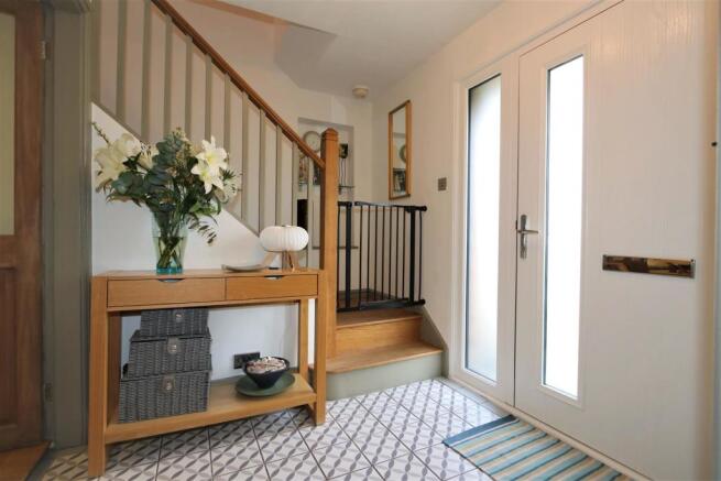 ENTRANCE HALLWAY