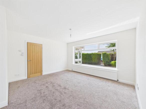2 bed Detached Bungalow for sale Image 5