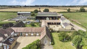 Hall Farm, Bicester Road, Stratton Audley OX27 9BT