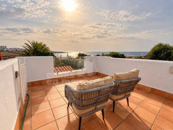 Semi-detached villa with sea views in Cap d'Artrutx