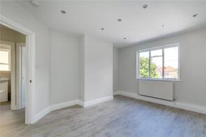 2, Crane Court, Sheen Gate Gardens, East Sheen, London SW14 7PE