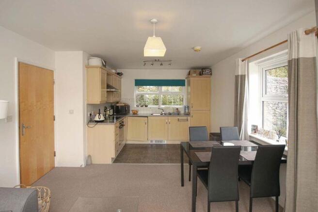 Lounge/Kitchen