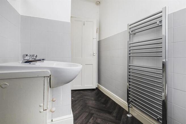 1 bed Semi-Detached to rent Image 11