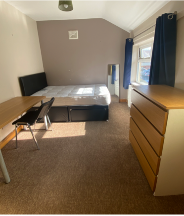 5 bed Terraced to rent Image 7