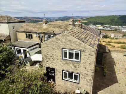 8 Common Road, Elland, HX5 9PB