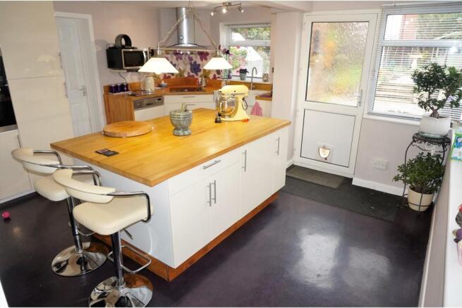 Kitchen / Breakfast