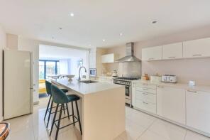 11, Mandela Street, London SW9 6EL
