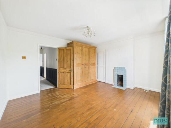 3 bed Town House to rent Image 7