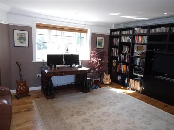 Photo 19