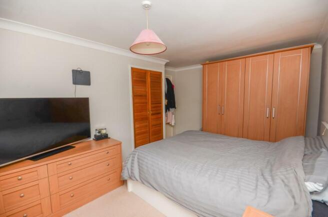 Bedroom one pic 2.jpg
