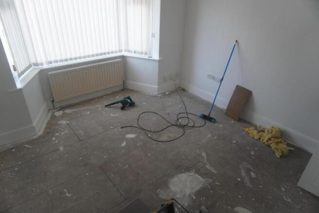 3 bed Apartment for sale Image 4