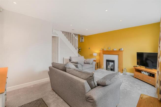 2 bed Terraced for sale Image 6