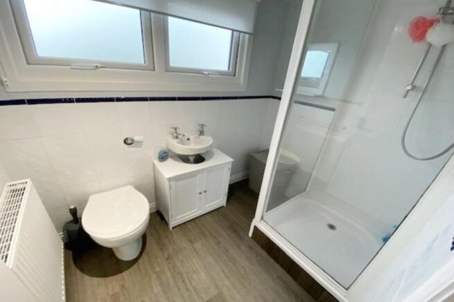 Shower Room / WC
