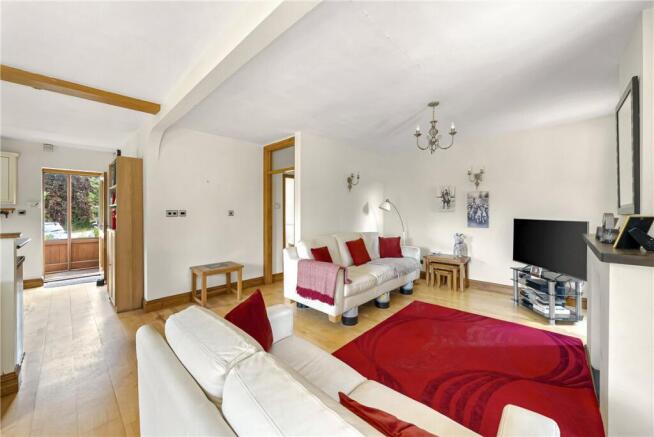 3 bed Semi-Detached for sale Image 7