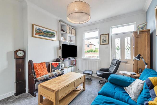 SITTING ROOM