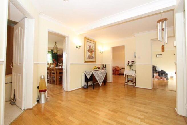 Spacious Centr...