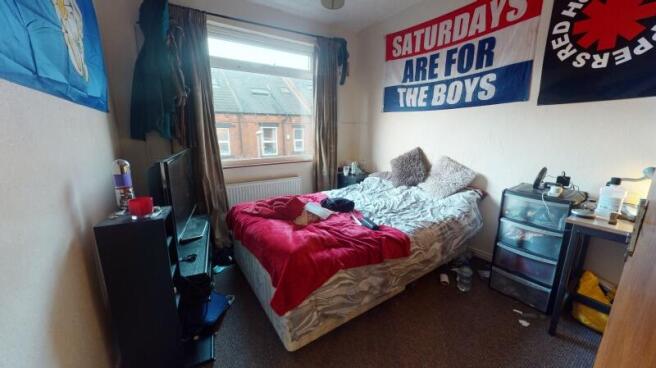 6 bed Terraced to rent Image 4