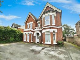 Flat 5, 10, Lawn Road, Southampton SO17 2EY