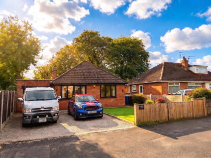 Agecroft Road, Romiley, Stockport, SK6 3HT