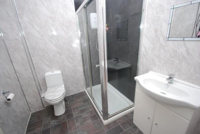 Family Shower Room