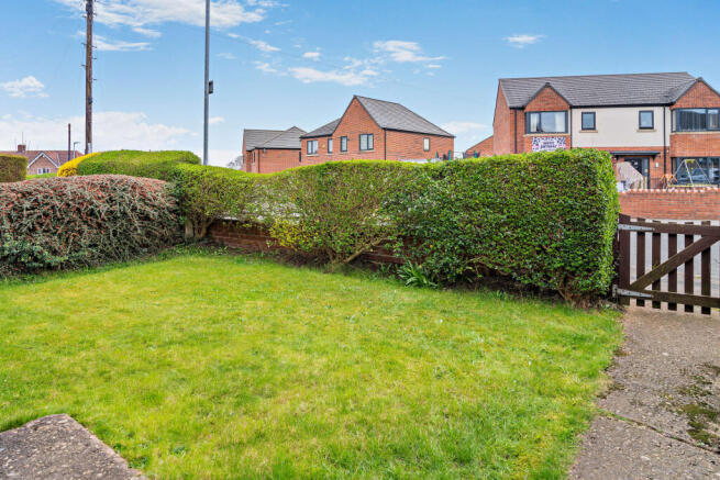 3 bed Semi-Detached for sale Image 11