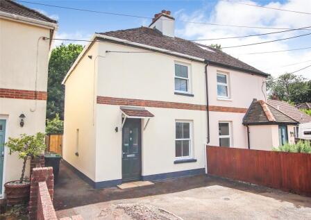 May Avenue, Lymington, Hampshire, SO41