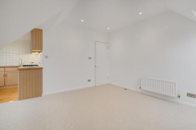 10-Hallam-House-11