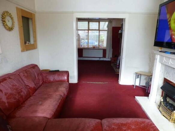 Lounge to Dining Room