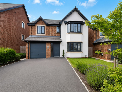 Aveling Drive, Banks, PR9