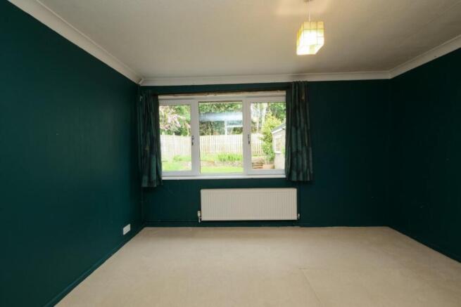 2 bed Semi-Detached Bungalow for sale Image 11