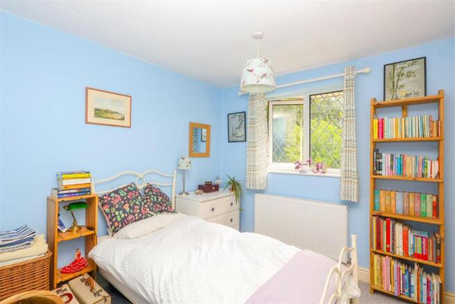 3 bed Detached for sale Image 8