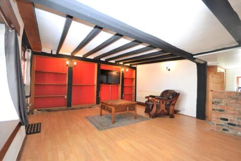 Station Road, Lydd, TN29