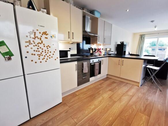 Kitchen_b