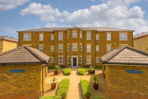 Flat 3, Silk Croft, Horton Crescent, Epsom KT19 8BU