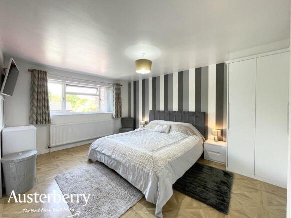 Master/Bedroom One
